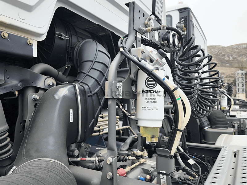 HOWO Tractor-NX-6×4-6 Howo Tracteur-NX-6 × 4-6