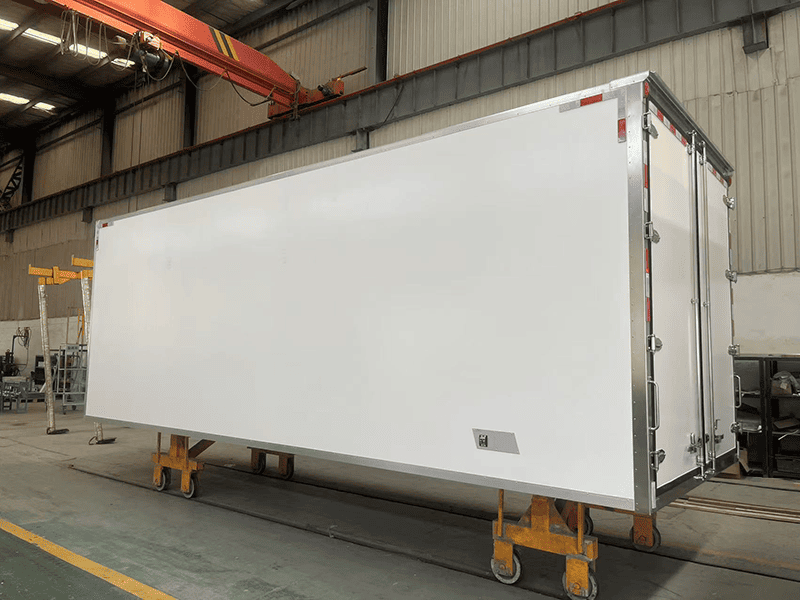 Howo r&eacute;frig&eacute;r&eacute; 4x2 Thermo King Unit Truck-5