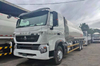 Sinotruk A7 T7 8x4 Camion-citerne de carburant 25 CBM