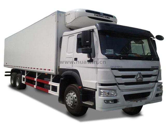 Camion de réfrigérateur Sinotruk Howo 6x4