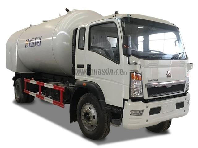 Sinotruk Howo 6x4 LPG Tank Bobbtail