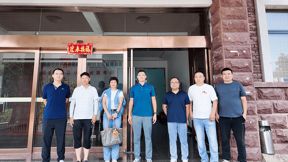 Bienvenue à la clientèle Visitez Howo 4x2 Tamier Road Sweeper