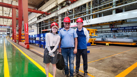 Sierre Leone client Visit to the Factory for trailer inspection-4.jpg