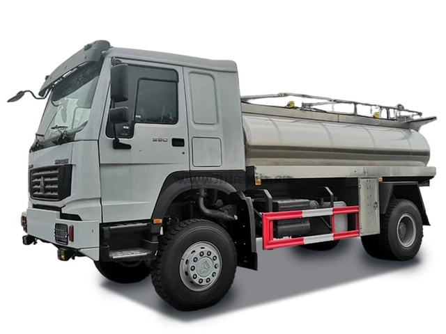 Sinotruk Howo 6x4 Camion de stockage et de transport de lait 16 CBM 