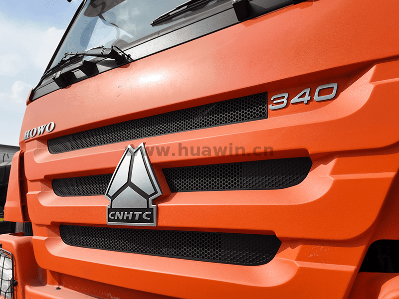 Camion de p&eacute;trolier Howo7-Fuel-6 &times; 4-8