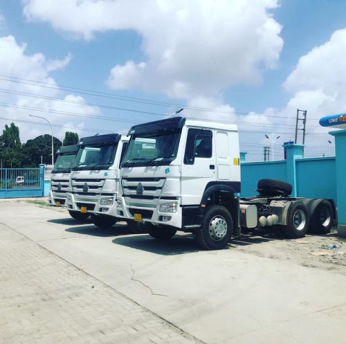 camion de tracteur en moteur Weichai13