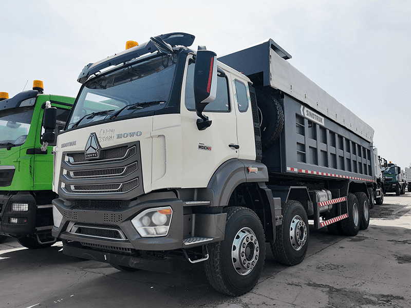 Sinotruk howo nx 8x4-2