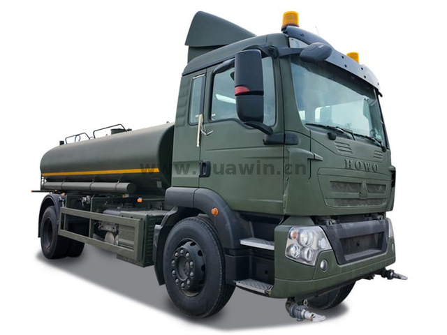 Sinotruk Howo Water Sprinkler TX 4 × 2 Truck