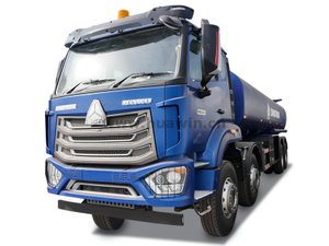 Sinotruk Howo 8 × 4 Tanker-Nx en carburant