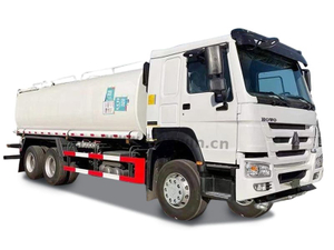 Camion de pétrolier Sinotruk Howo 6x4 