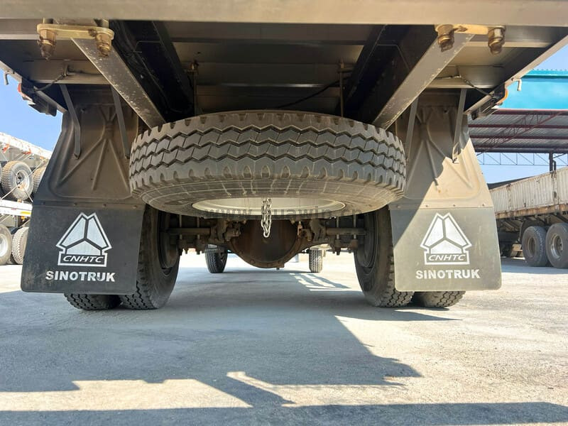 Camion de camion de chargement l&eacute;ger de camion de cargaison de SINOTRUK HOWO 4X2-8