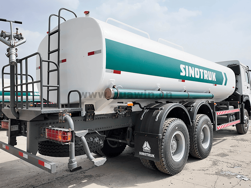 Sinotruk Howo Sprinkler Truck-6x4