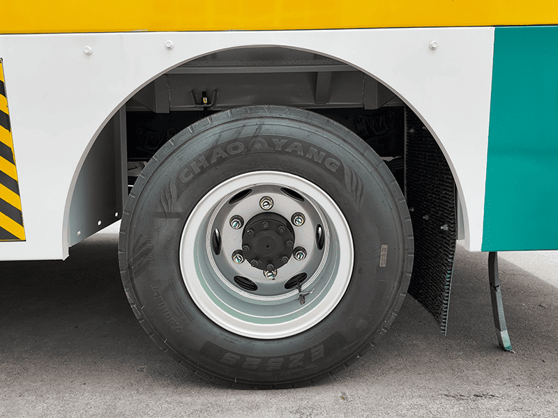 Sinotruk Howo Fuel Truck-Light Truck-2