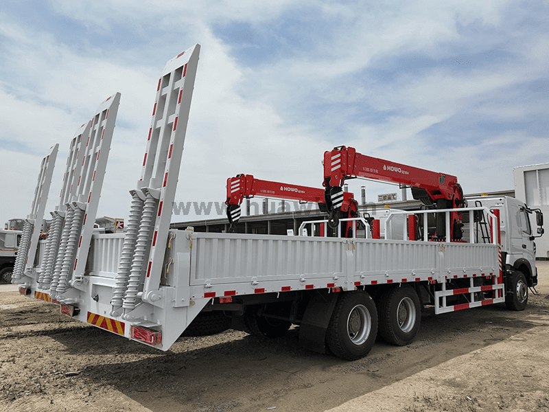 Camion Sinotruk Howo CRANE-7