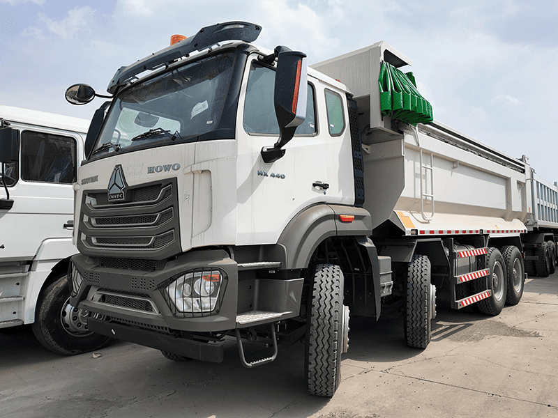 Sinotruk howo nx 8x4-14