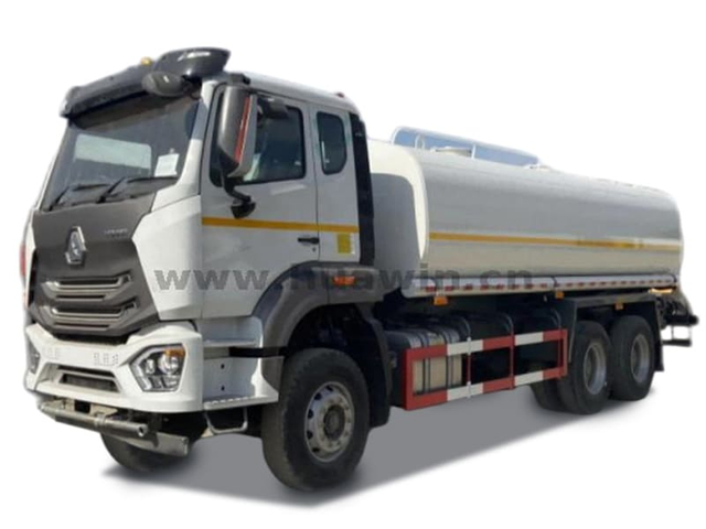 Sinotruk E7 6x4 camion de bower à eau 